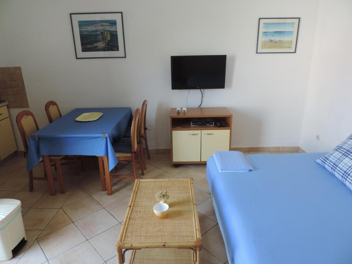 Apartmani Lavanda Pag Town Habitación foto