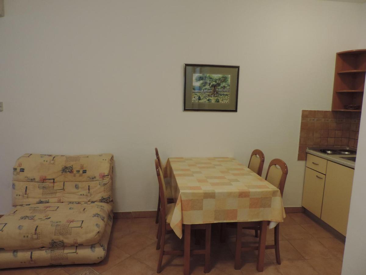 Apartmani Lavanda Pag Town Habitación foto
